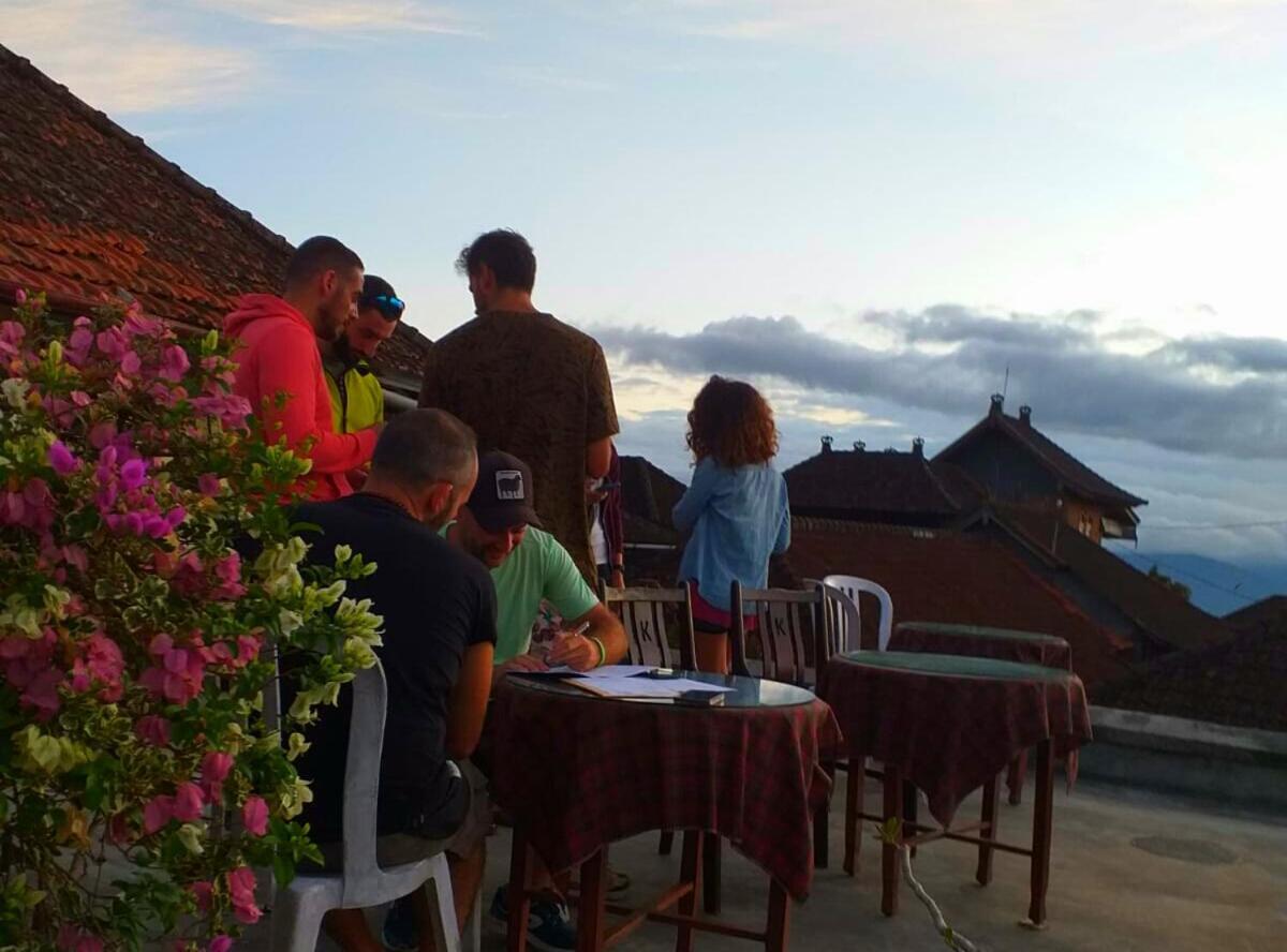 Bendesa Mas Homestay موندوغْ المظهر الخارجي الصورة